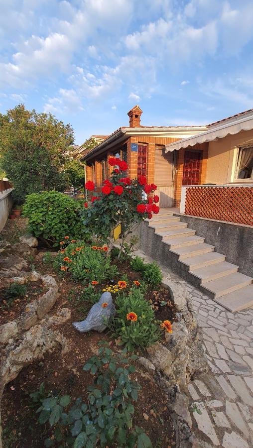 Apartments Vesna Avsec - Krk Town Zewnętrze zdjęcie